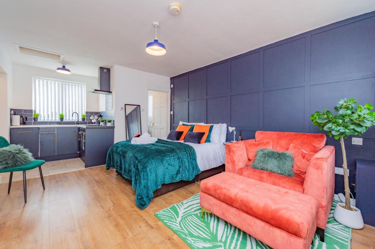 Studio Annexe By Papermill, Deeside - En-Suite, Heswall Zewnętrze zdjęcie