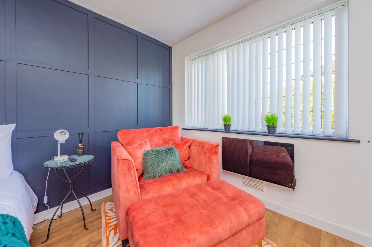 Studio Annexe By Papermill, Deeside - En-Suite, Heswall Zewnętrze zdjęcie
