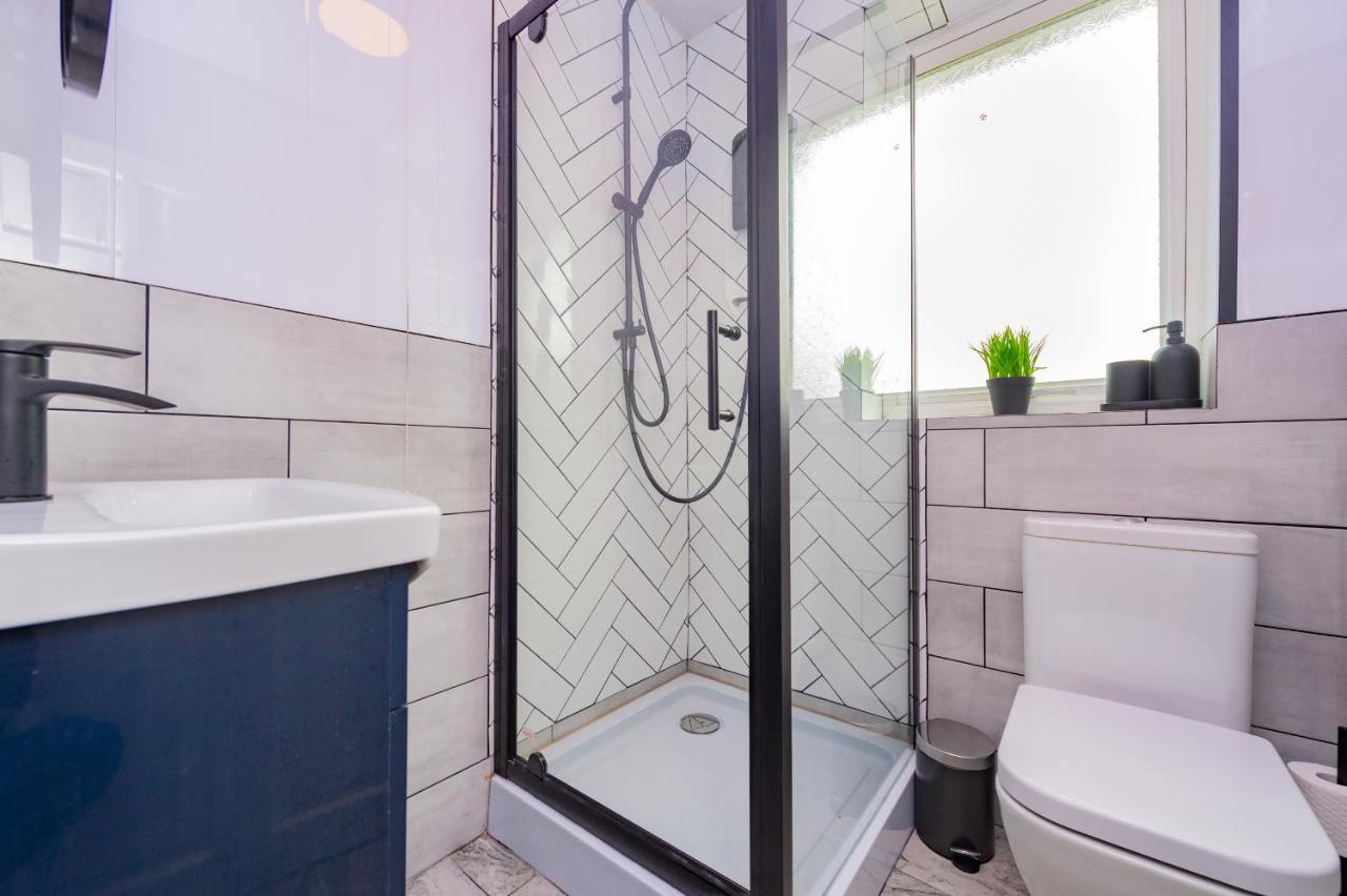 Studio Annexe By Papermill, Deeside - En-Suite, Heswall Zewnętrze zdjęcie